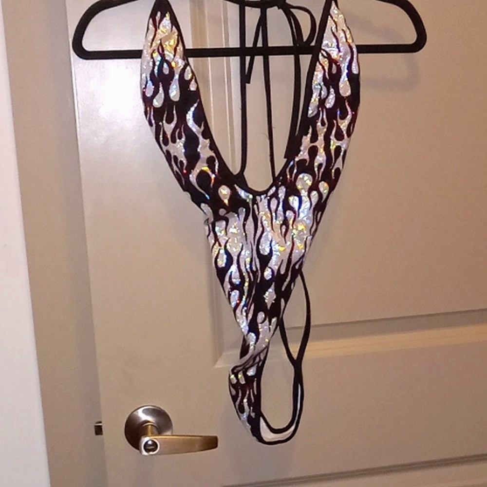 CUSTOM HANDMADE MONOKINI ONE PIECE SLINGSHOT SLIVER METTALIC  STRIPPER CLUBWEAR